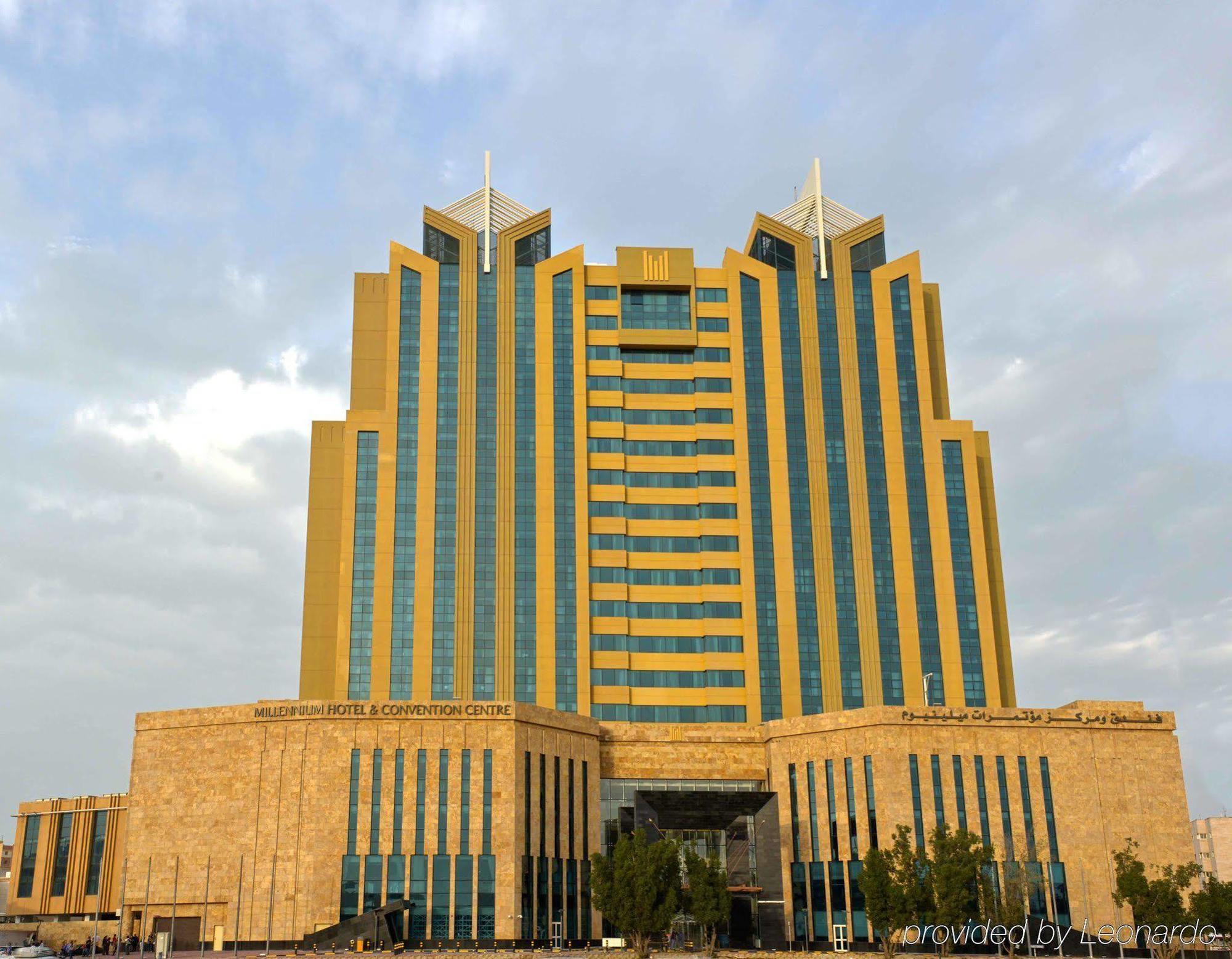 Millennium Hotel & Convention Centre Kuwait Kuwait City Exterior foto